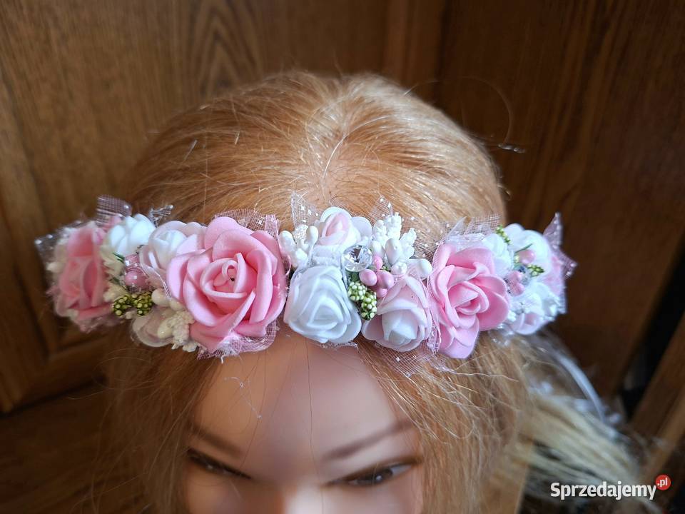 Wianek komunijny bransoletka Przypinka