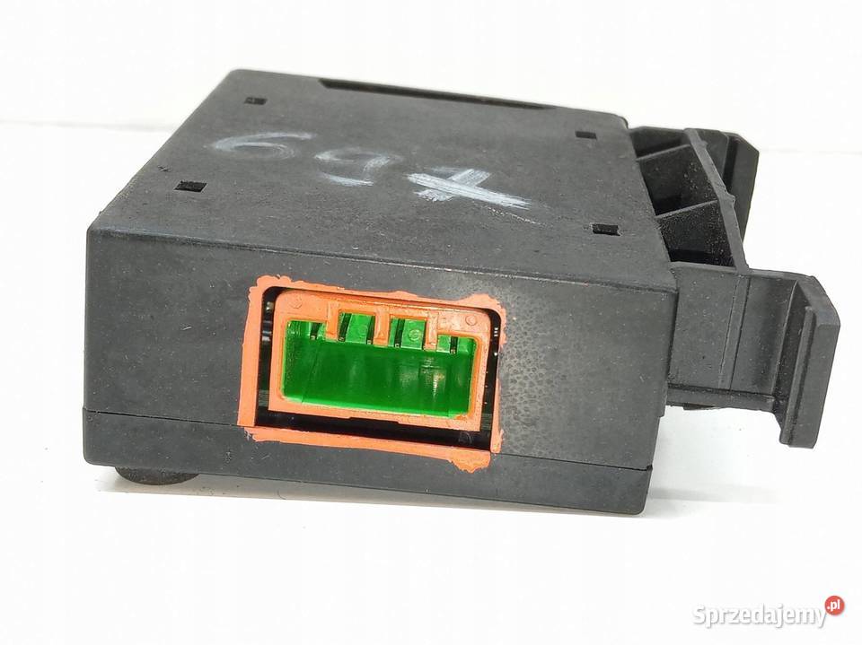 MODUŁ CZYTNIK KART SIM 30782952 Volvo S90 II świętokrzyskie
