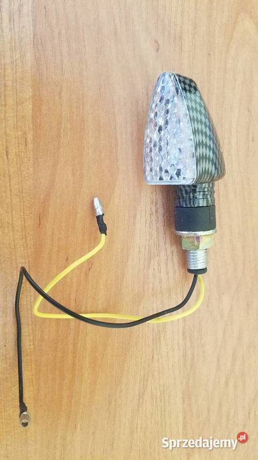 Kierunkowskaz kierunek biały klosz LED strzałka