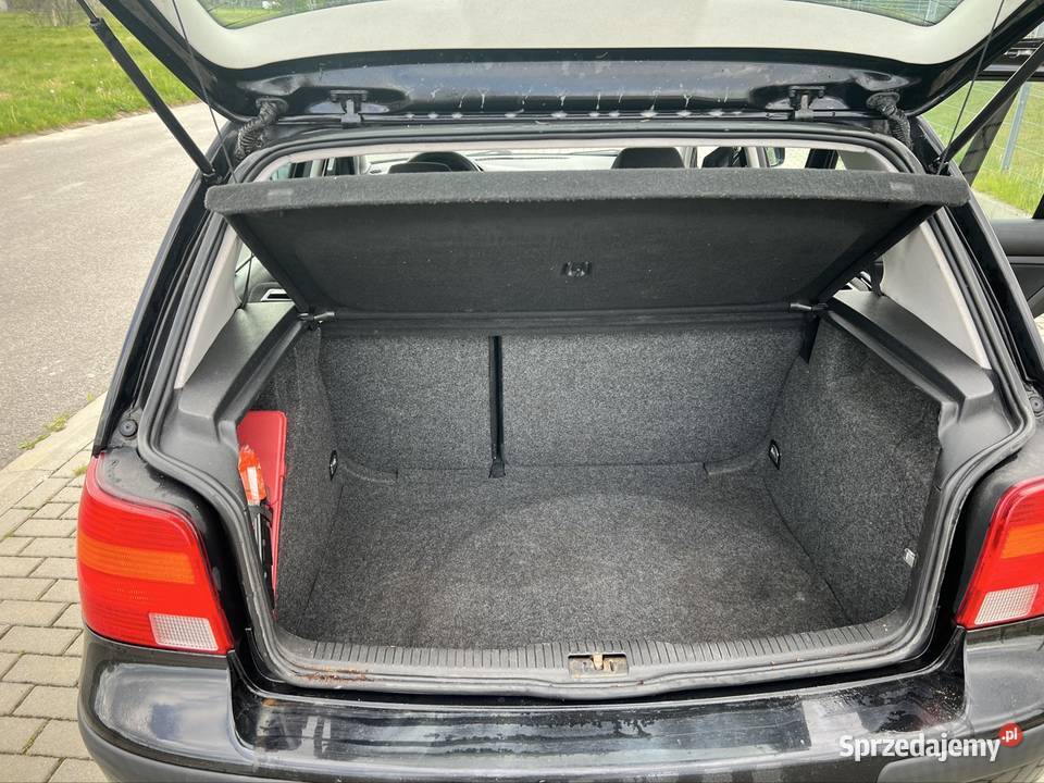 Sprzedam Volkswagen Golf Stary Dzików sprzedam