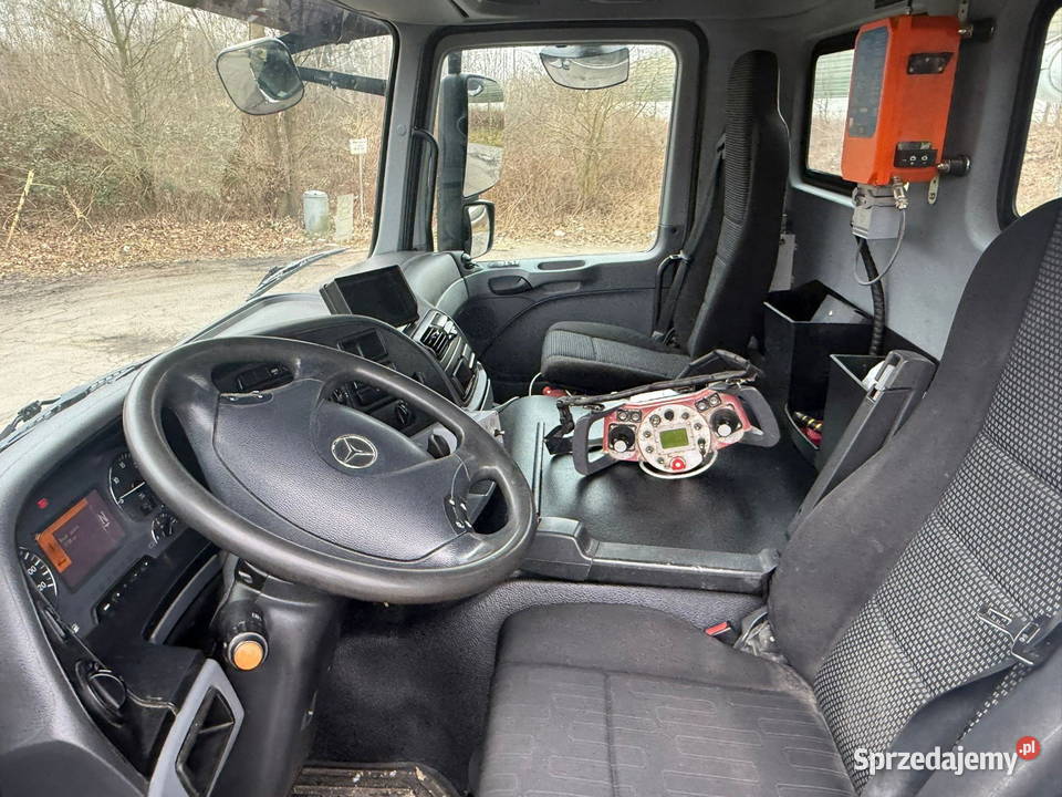 Betoniarka z pompa do betonu Mercedes mazowieckie Warszawa