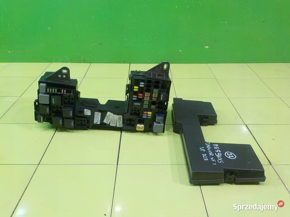 GRAND CHEROKEE WK 30 CRD AUT 05r SUV skrzynka Skrzynki bezpieczników Suków