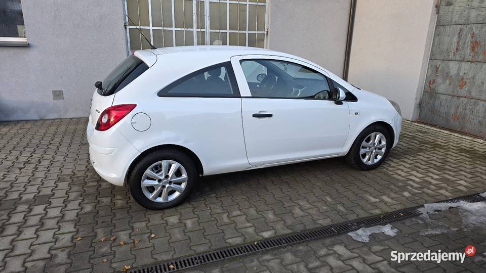 Opel Corsa D 10i Hatchback Nysa sprzedam
