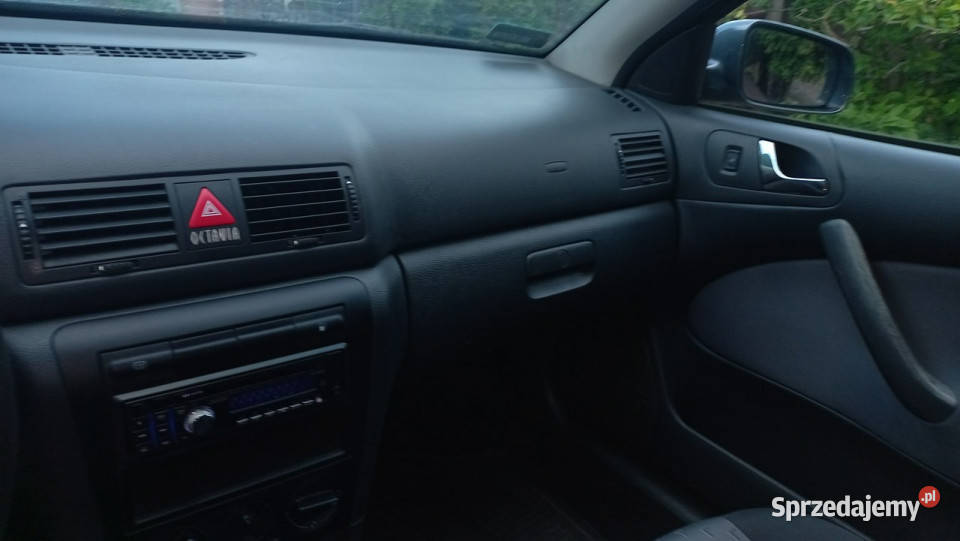 koda Octavia Salon 16 MPI 102 Klima Tour 1 właść Gdańsk