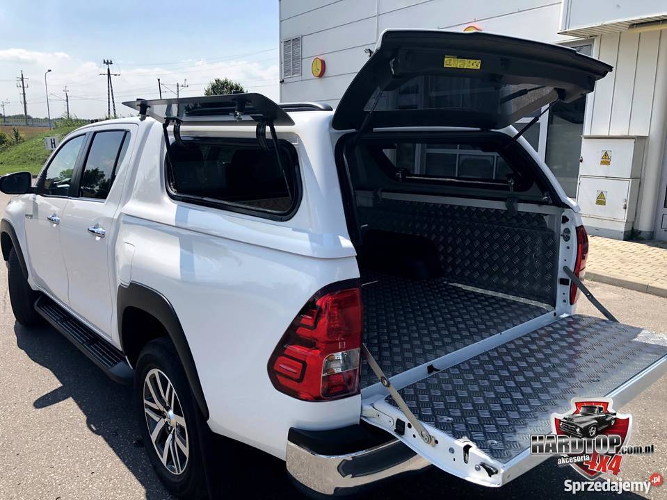 Zabudowa Hardtop Toyota Hilux 2018 2 Pasłęk sprzedam