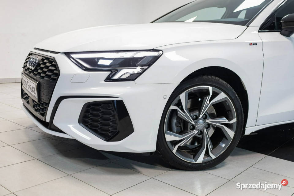 Audi A3 Sportback 35TFSISLineSTronicSalon gniazdo SD