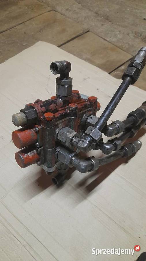 Rozdzielacz hydrauliczny 4060l Tur Bizon Cyklop Tomaszów Lubelski