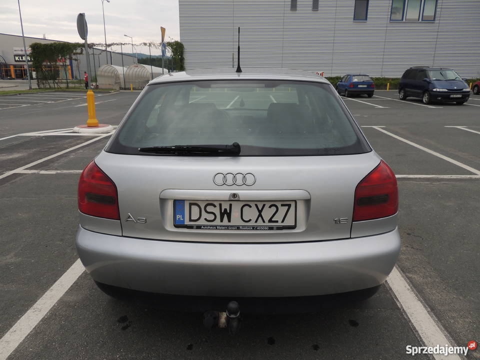 Audi A3 2000 16 benzyna 5 drzwi nieuszkodzony sprzedam