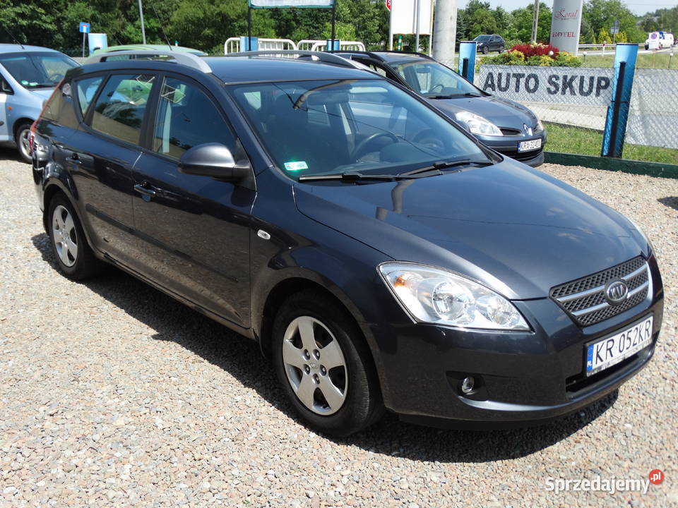 Kia Ceed 16benzyna wypożyczalnia wynajem małopolskie Przebieczany