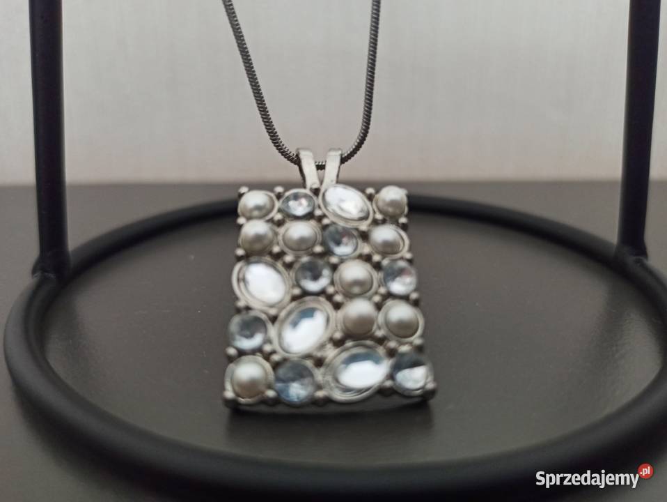 Łańcuszek z wisiorkiem Białystok