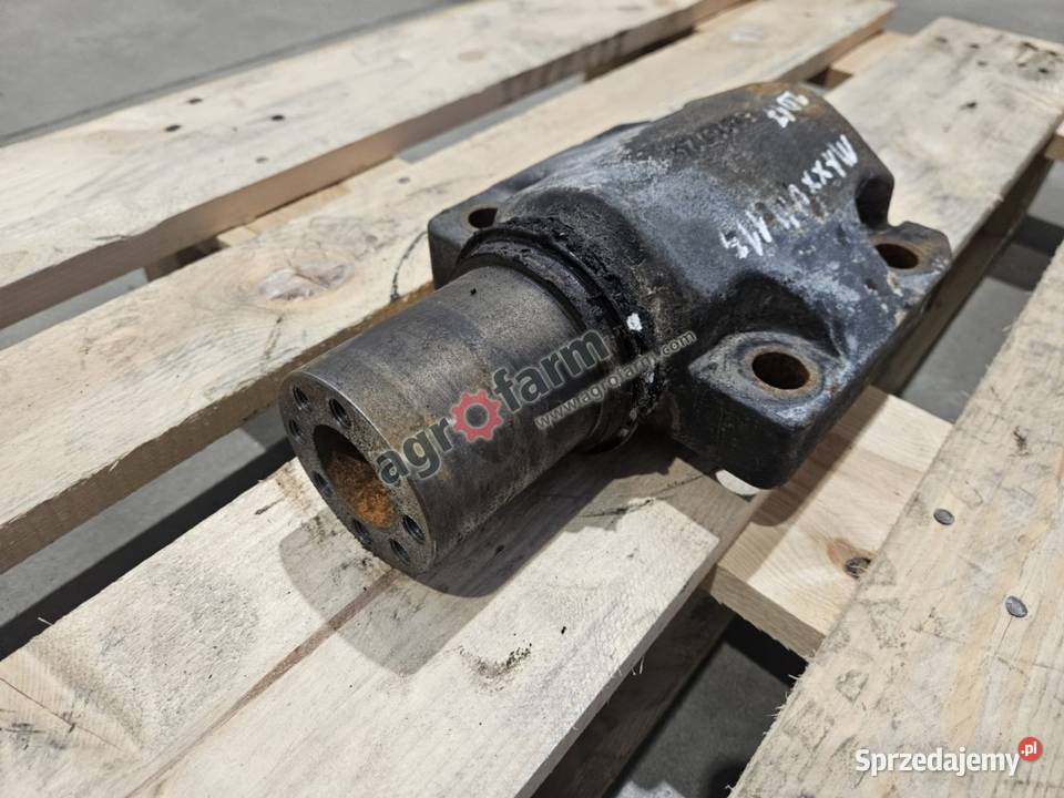 Wspornik osi przedniej Case Maxxum 115 120 125