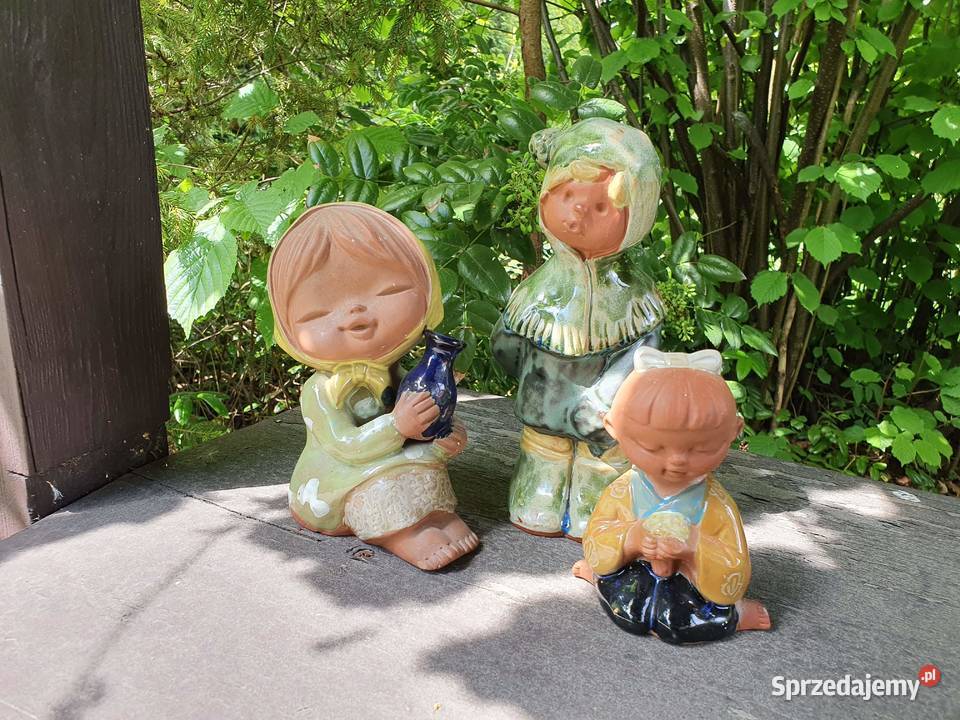 Figurki przywiezione z Japonii wielokolorowy