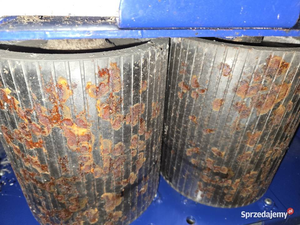 Gniotownik walcowy do zboża produkcji Fińskiej Szołtany
