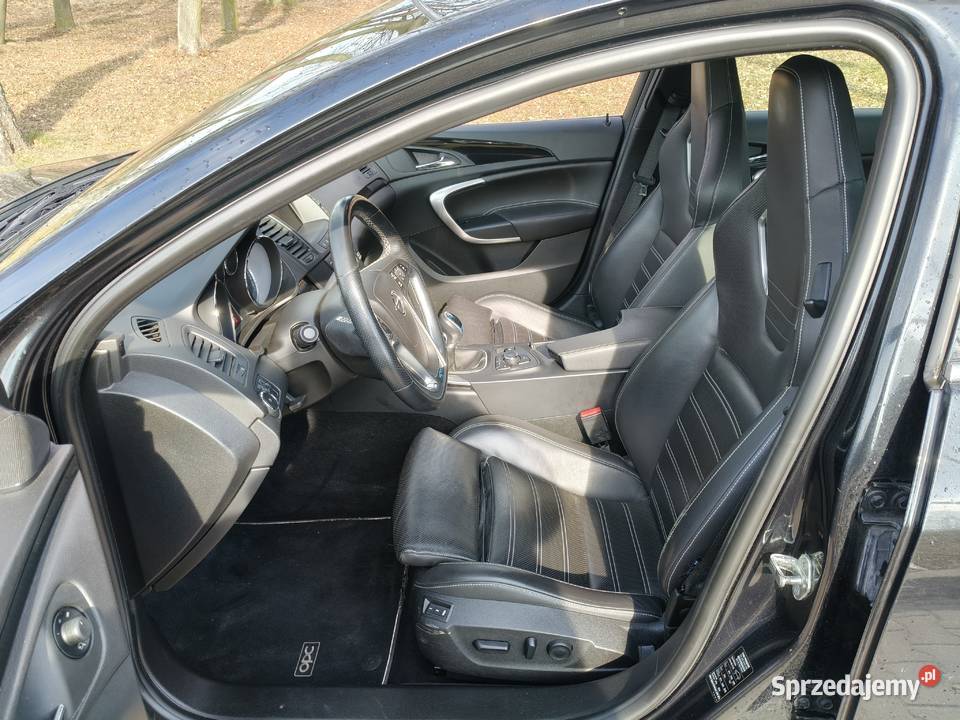 Opel Insignia OPC 4x4 28 V6 325 ze Szwajcarii sprzedam