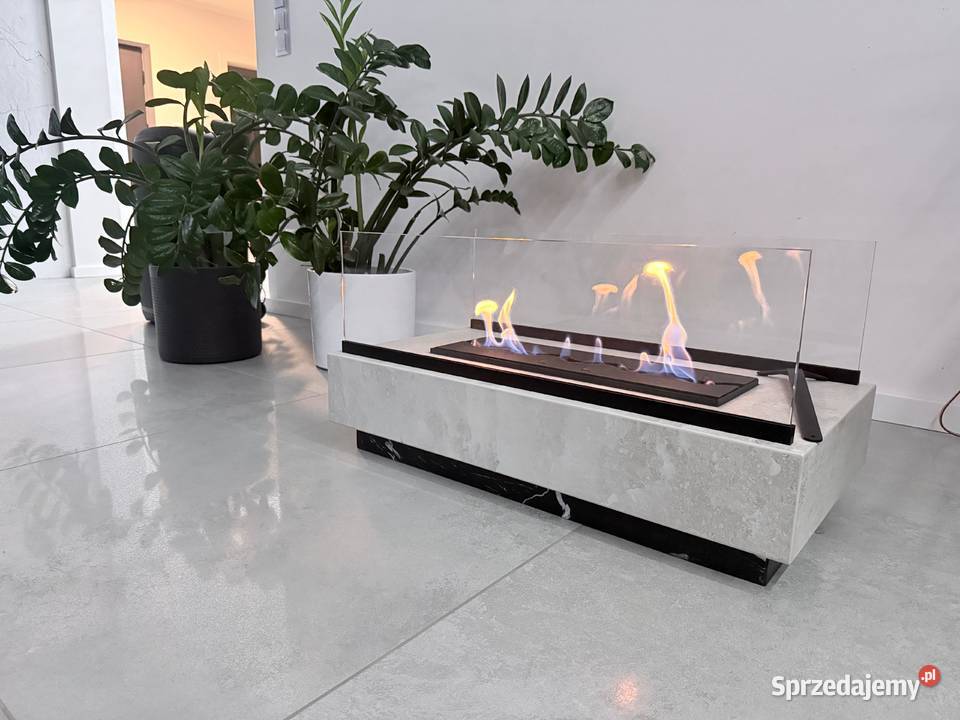 Biokominek Elegance Stone z gresu/spieku, kompaktowy model