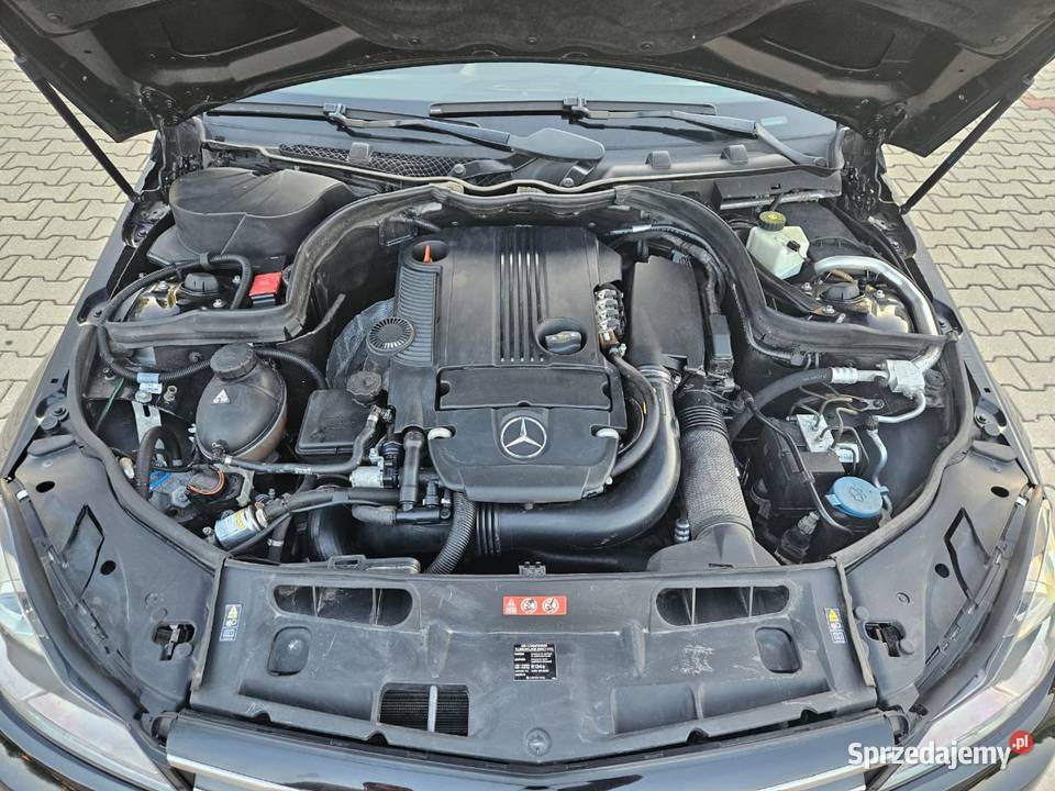 MERCEDES Cklasa W204 lift 2011 automat BENZYNA podkarpackie Rzeszów sprzedam