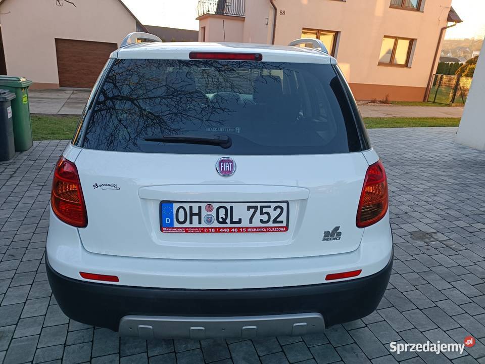 Suzuki SX4 2015 r 16 Benzyna 4x4 Bez Korozji 120KM Nowy Sącz