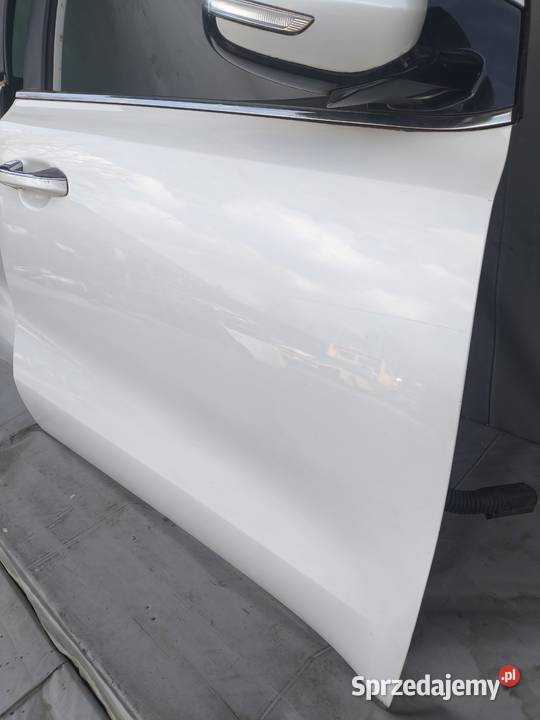 KIA SPORTAGE IV 4 DRZWI PRZEDNIE TYLNE PRAWE osobowe Radom