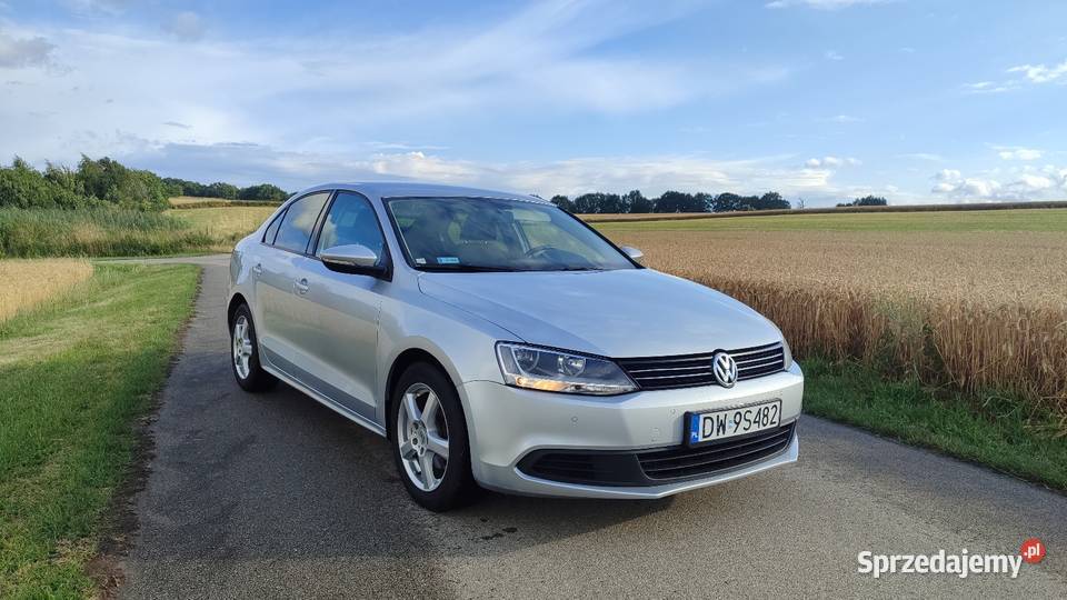 Piękna Srebrna VW Jetta 16 TDI 105 212 nieuszkodzony