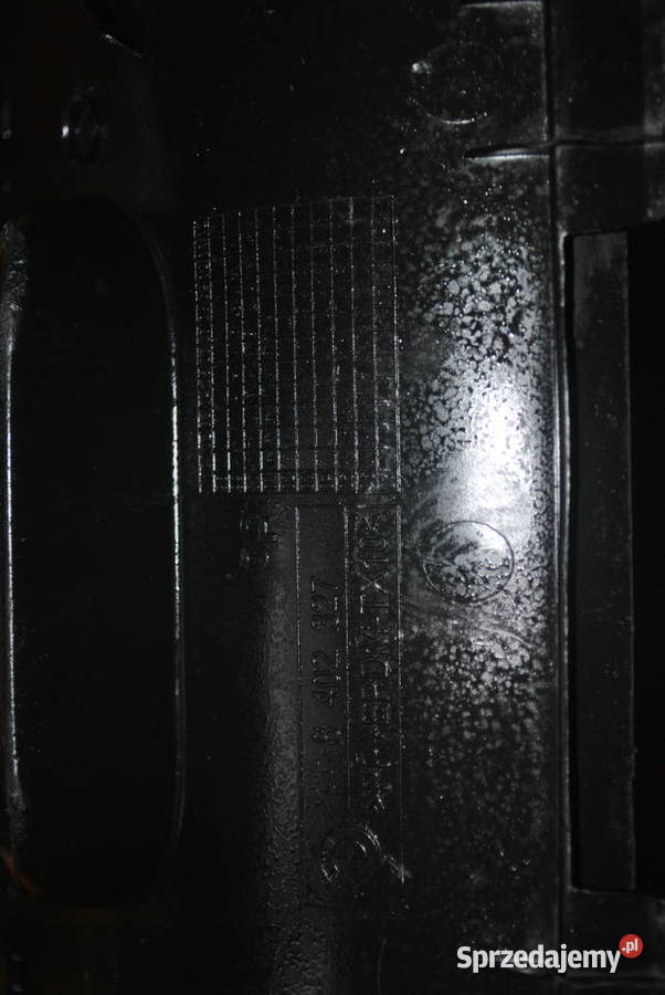 Zaślepka maskownica haka holowniczego BMW X5 E53 Poręba