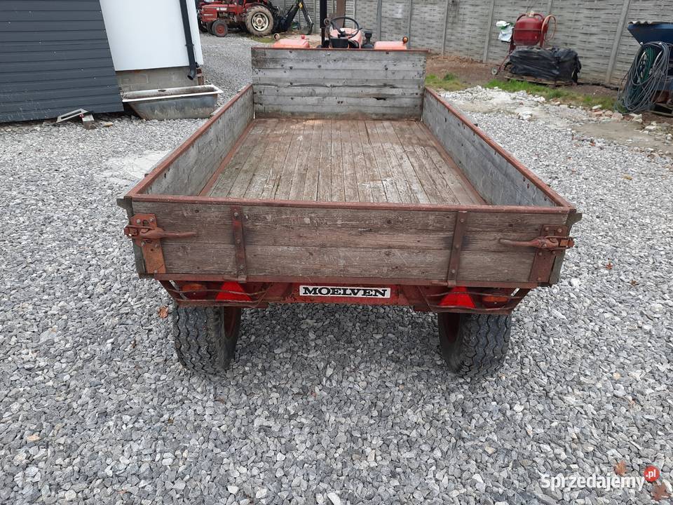 przyczepa jednosiowa wywrotka c 330 t25 Nowa Słupia sprzedam