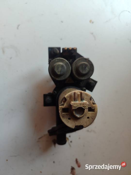 ELEKTROZAWÓR OGRZEWANIA MERCEDES W124