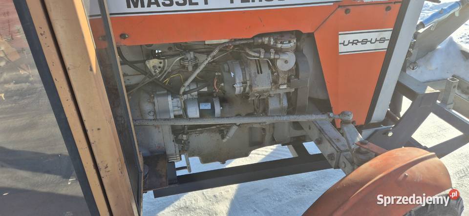 Massey Ferguson 255TUZpług do śniegu Stefanów Suserski