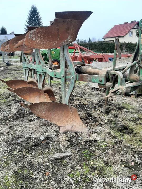 Pług firmy Gassner 2 sztuki 3 skibowe