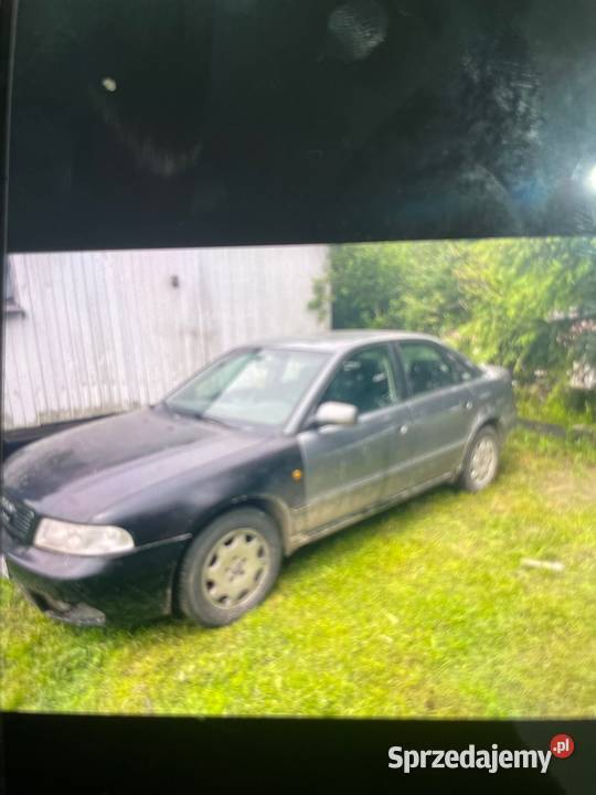 Sprzedam Audi a4b5 cala na części Czerwińsk nad Wisłą sprzedam