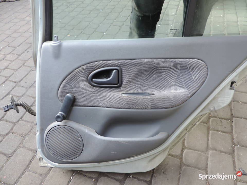 RENAULT CLIO 2 5D DRZWI PRAWY TYŁ MV632 Nowy Sącz