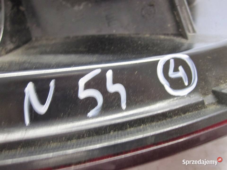 VW GOLF V PLUS 07r lampa prawa tył 5M0945096M