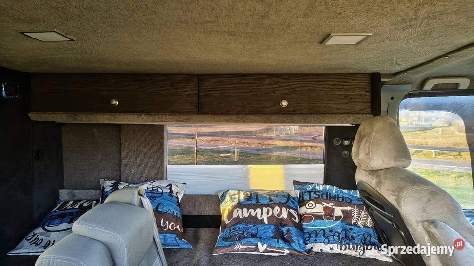 Ford Transit kamper Rok produkcji 2009