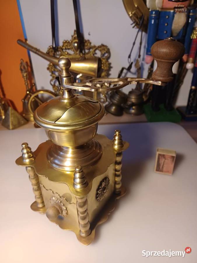 Piękny francuski młynek mosiężny sprzedam