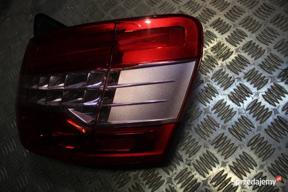 LAMPA PRAWY TYŁ CITROEN C5 III X7
