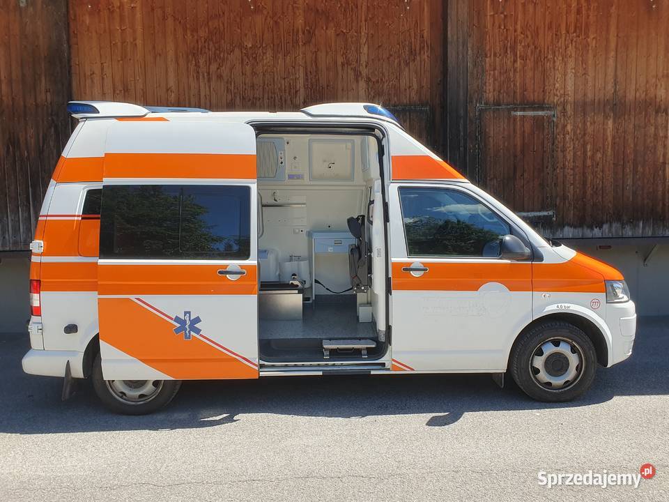 Ambulans karetka VW T5 Lift 4Motion 4x4 20TDI manualna wielkopolskie Gniezno