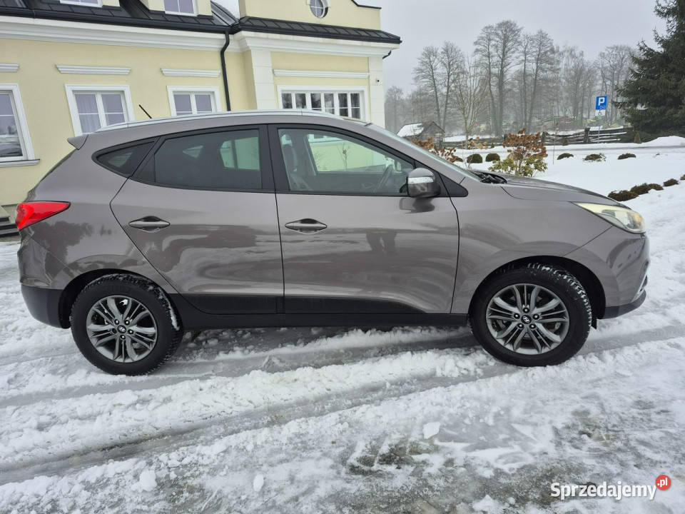 Hyundai ix35 16 benzyna grzane fotele navi elektrochrom. lusterka boczne Drelów