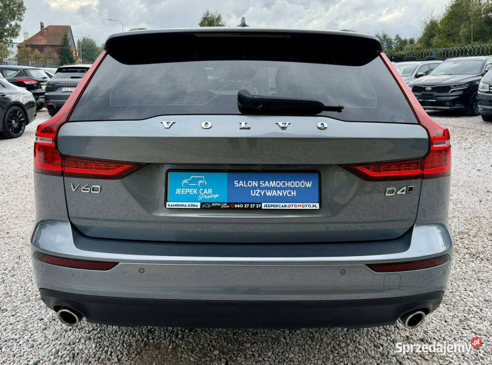 Volvo V60 AWD4x4Momentum ProGwarancja II 2018 szary Volvo Kamienna Góra