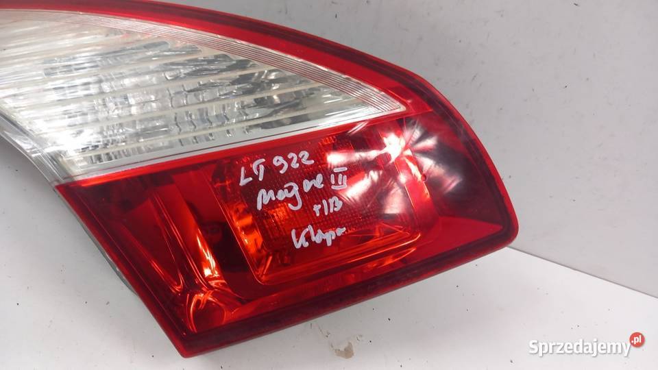 RENAULT MEGANE III HB LAMPA TYŁ LEWA W KLAPĘ Światła stop Zbierkowo