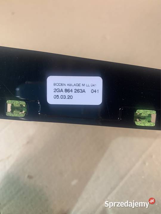 Ramka osłona tunelu środkowego 2GA864263A vw Szczecin