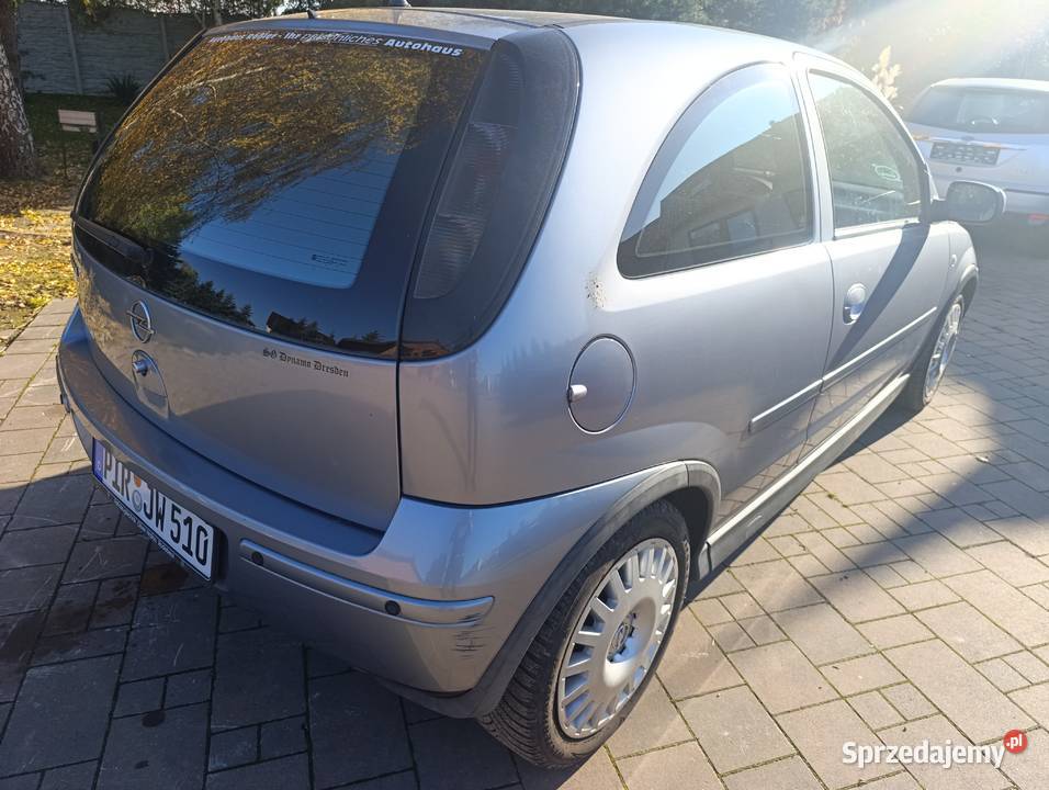 Opel Corsa C 10 benzyna klimatronik radio Oleśnica sprzedam