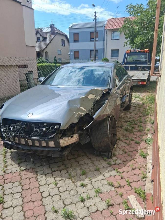 Awaria auta w Lesznie Pomoc drogowa Laweta która Leszno
