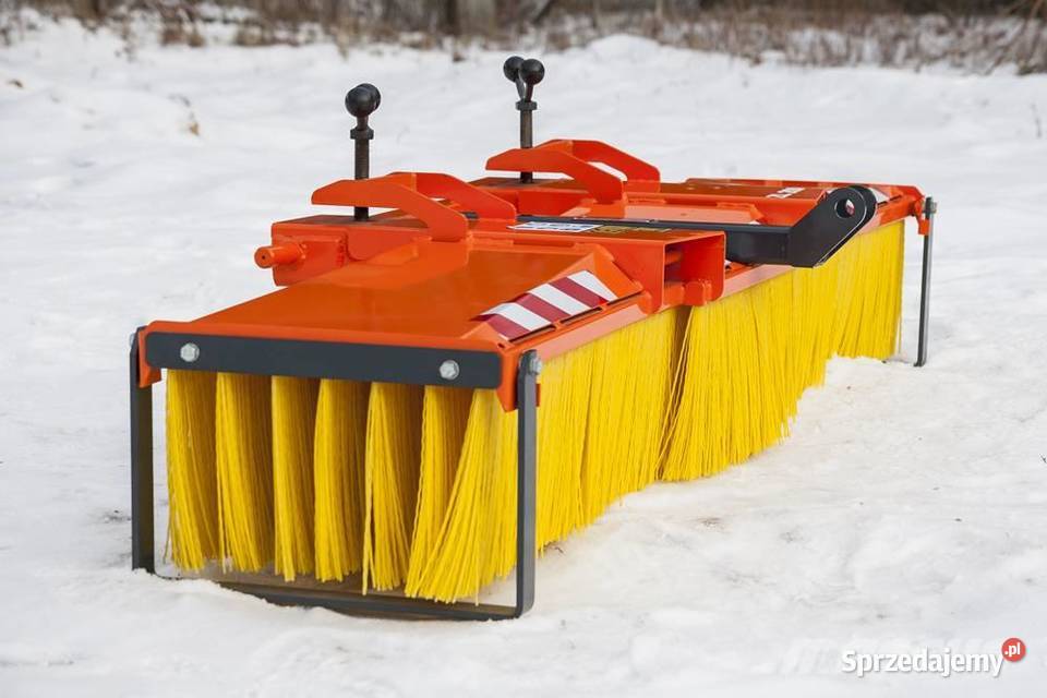 Zamiatarka ZLp 250 powierzchni magazynowych hal