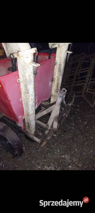 Sadzarka akpil z orginalnym przesówem bocznym