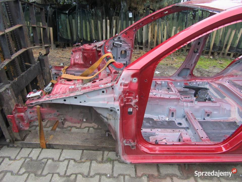 ĆWIARTKA PODŁUŻNICA LEWA PRZEDNIA LEWY PRZÓD