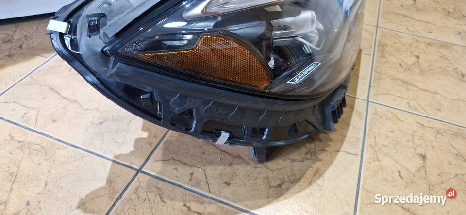 LAMPA PRZÓD PRZEDNIA PRAWA MERCEDES CKLASA 206 Grodzisk Mazowiecki
