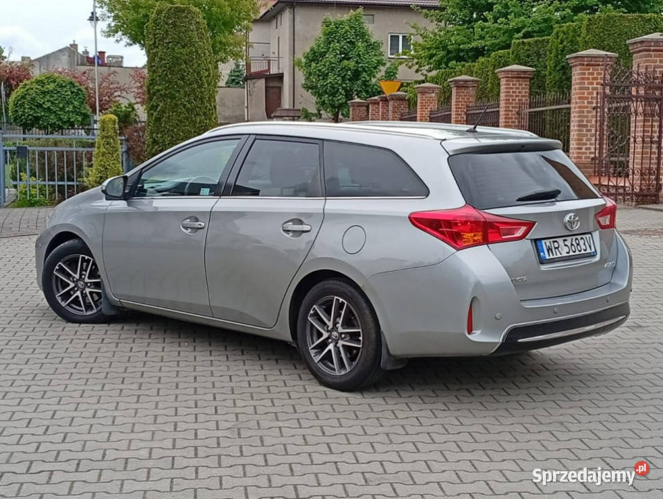 Toyota Auris Toyota Auris II 2012 Samochody osobowe