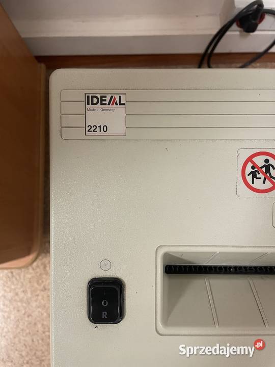 Niszczarka do papieru IDEAL 2210