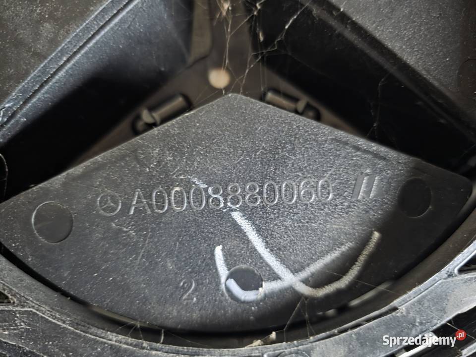 Grill atrapa przednia przód MercedesBenz GLA osobowe Będzin sprzedam