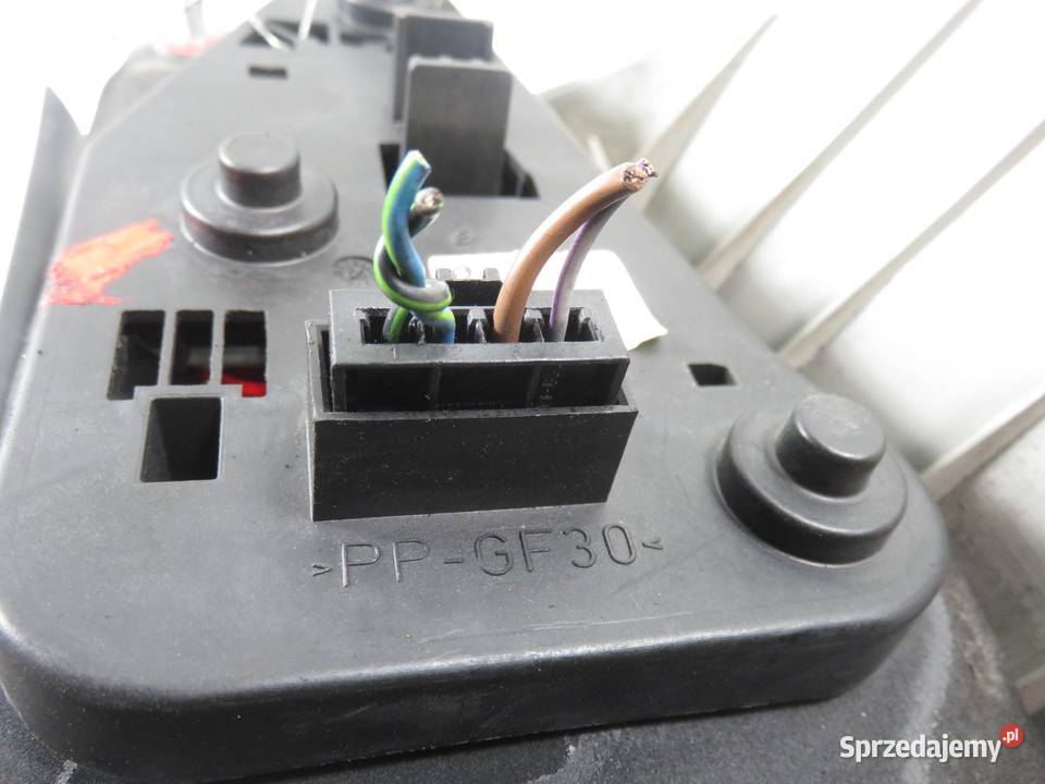 LAMPA LEWA TYLNA BMW X3 E83 63216990169 Lampy tylne