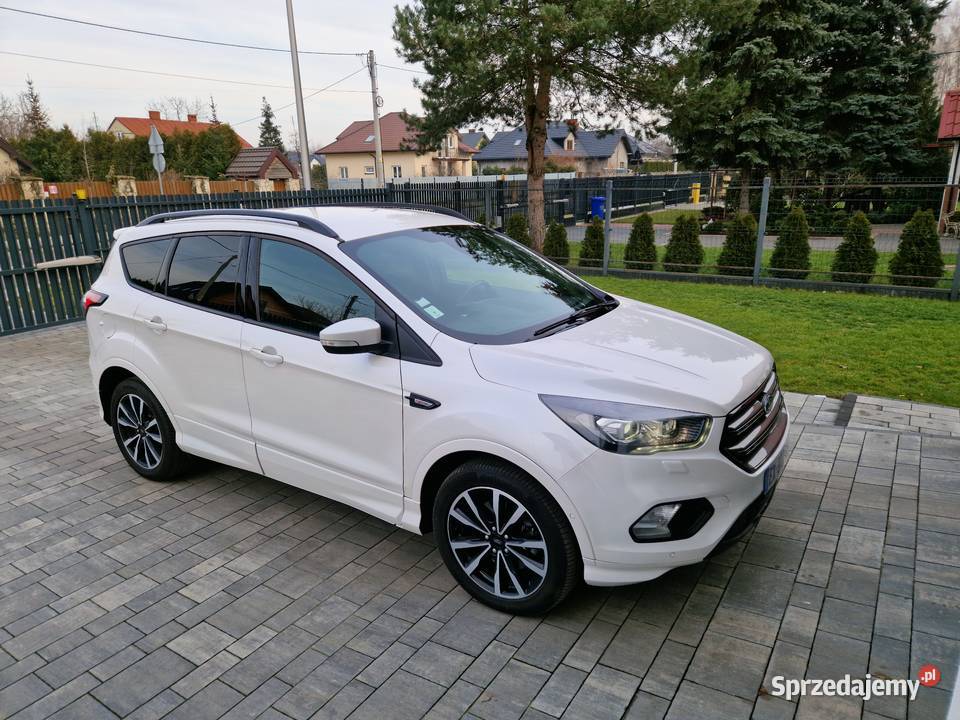 Piękny Ford Kuga ST LINE 20 DIESEL AUTOMAT W